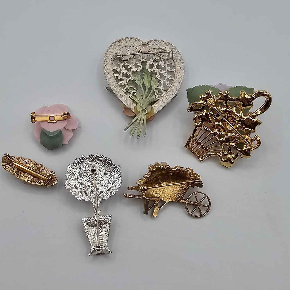 Vtg Porcelain Resin Rose Brooch Lot Victorian Revival Garden Spring Cottagecore - Picture 2 of 14